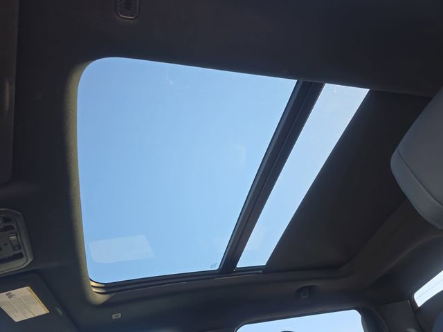 Used 2025 Toyota Tundra Limited image 28