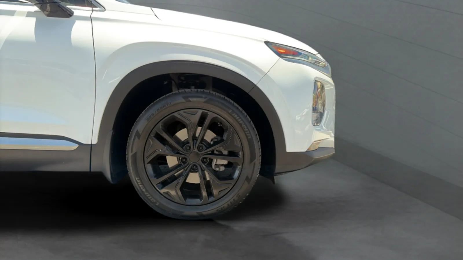 Used 2019 Hyundai Santa Fe Limited FWD image 28