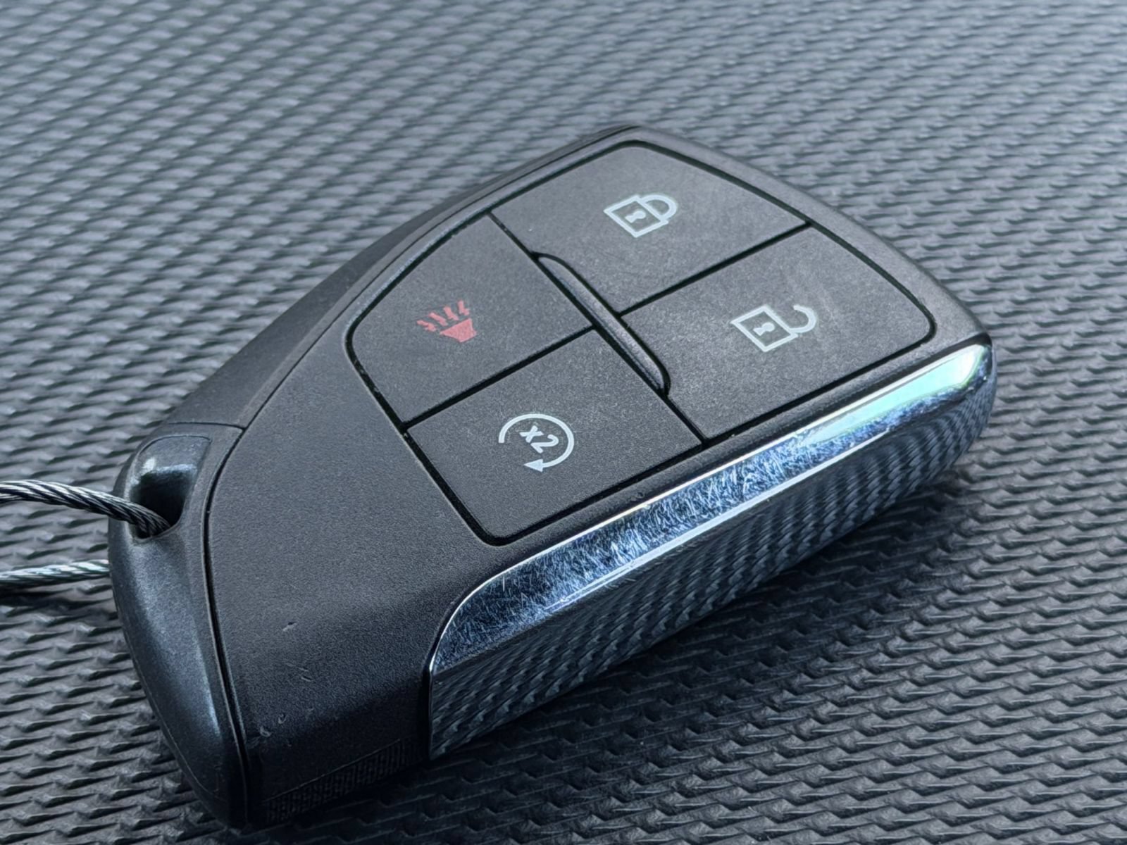 Used 2025 Chevrolet Equinox LT FWD image 24