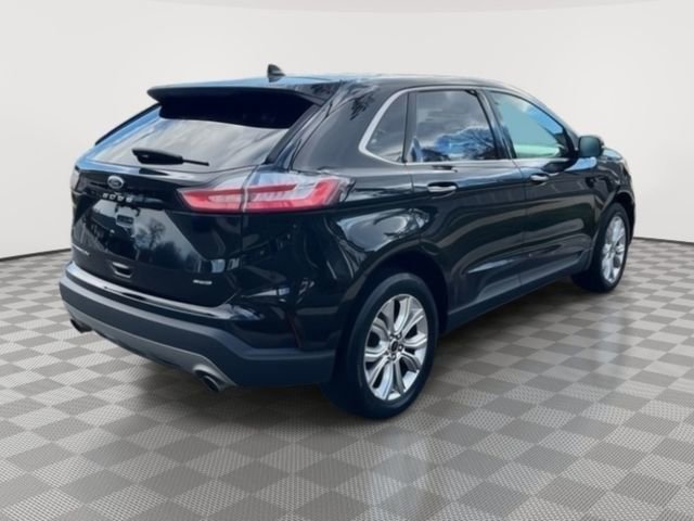 Used 2023 Ford Edge Titanium image 5