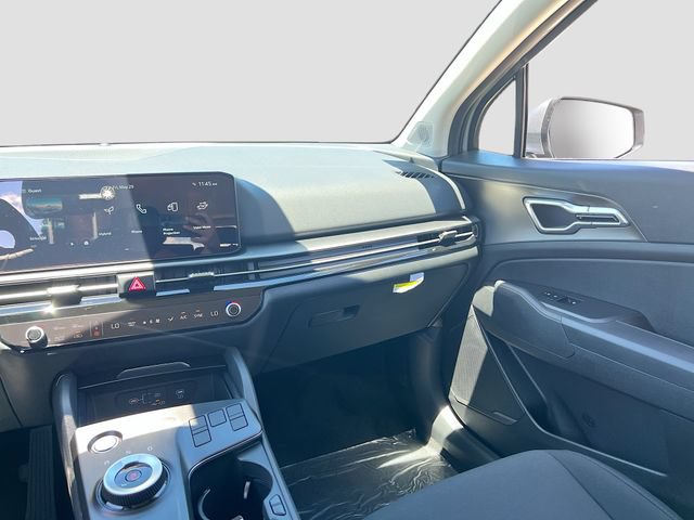 New 2026 Kia Sportage LX FWD image 22