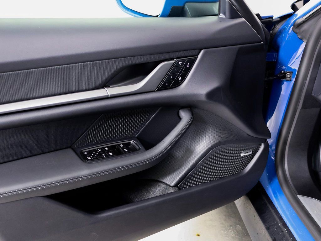 New 2025 Porsche Taycan AWD/4WD image 22