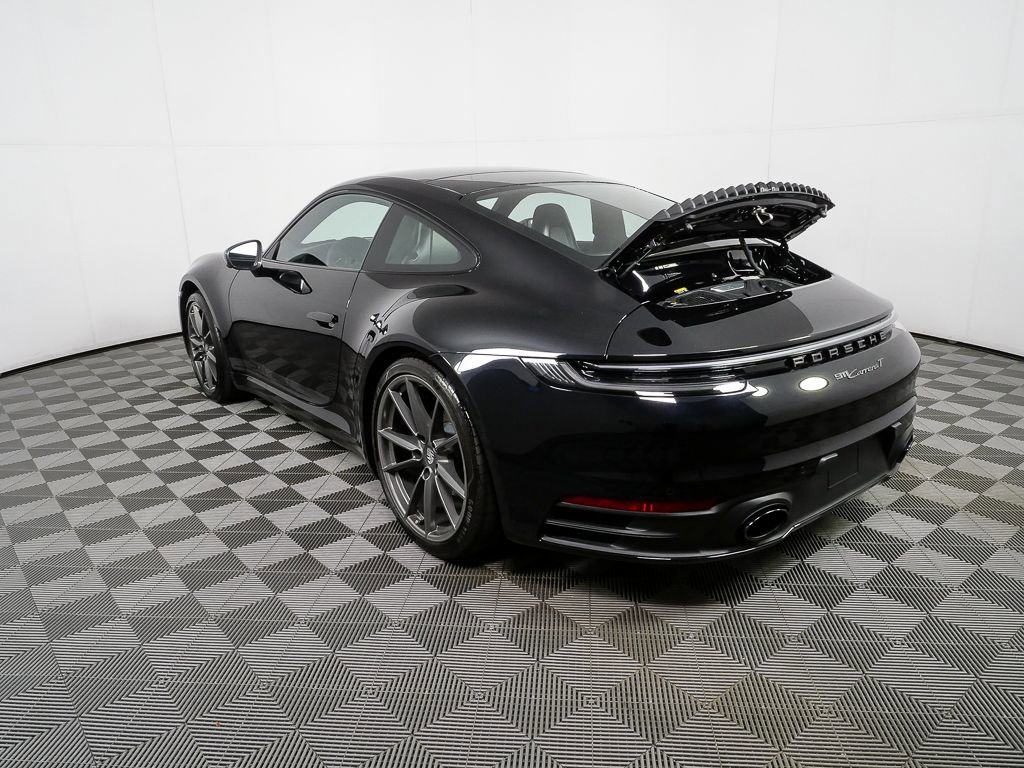 Used 2024 Porsche 911 Carrera T RWD image 31