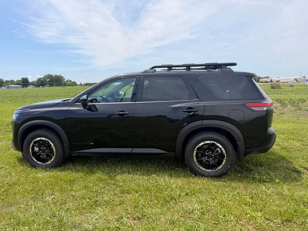 New 2026 Nissan Pathfinder Rock Creek AWD/4WD image 8