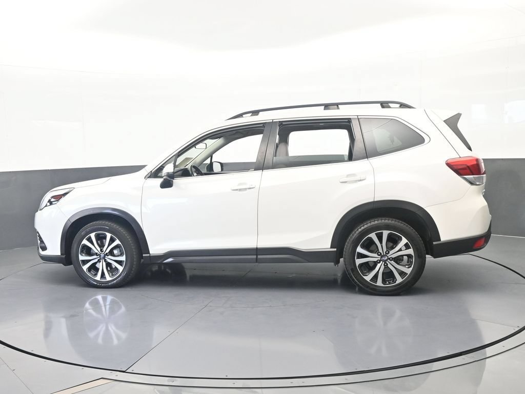 Used 2022 Subaru Forester Limited AWD/4WD image 3