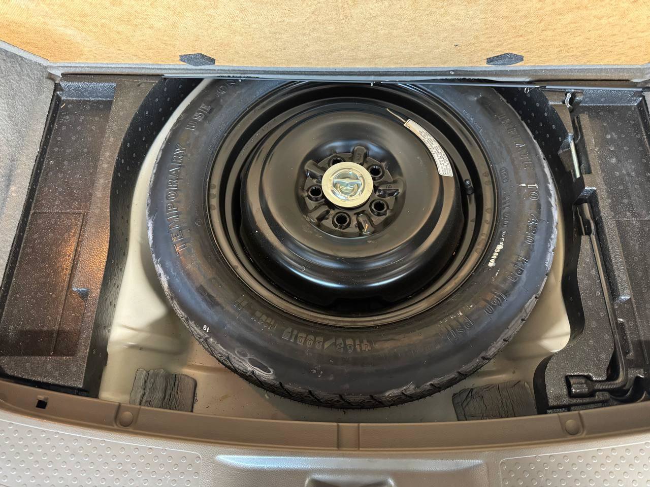 Used 2010 Acura RDX SH-AWD image 34
