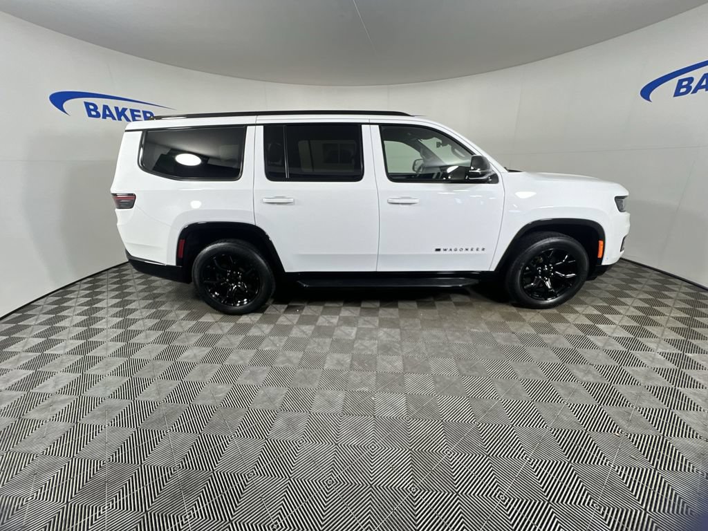 Used 2023 Jeep Wagoneer Series II AWD/4WD image 10
