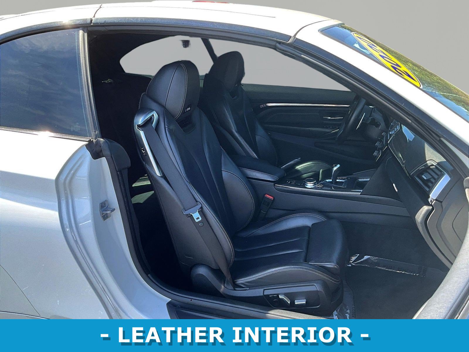 Used 2020 BMW M4 Convertible RWD image 29