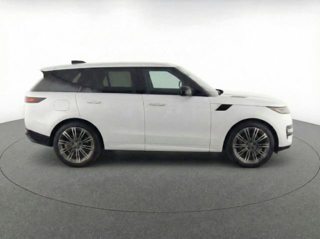 Certified 2025 Land Rover Range Rover Sport SE image 36