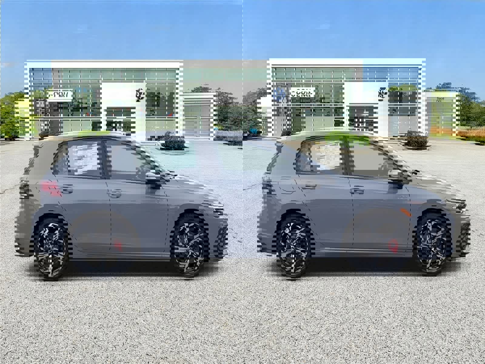 New 2026 Volkswagen GTI SE FWD image 6