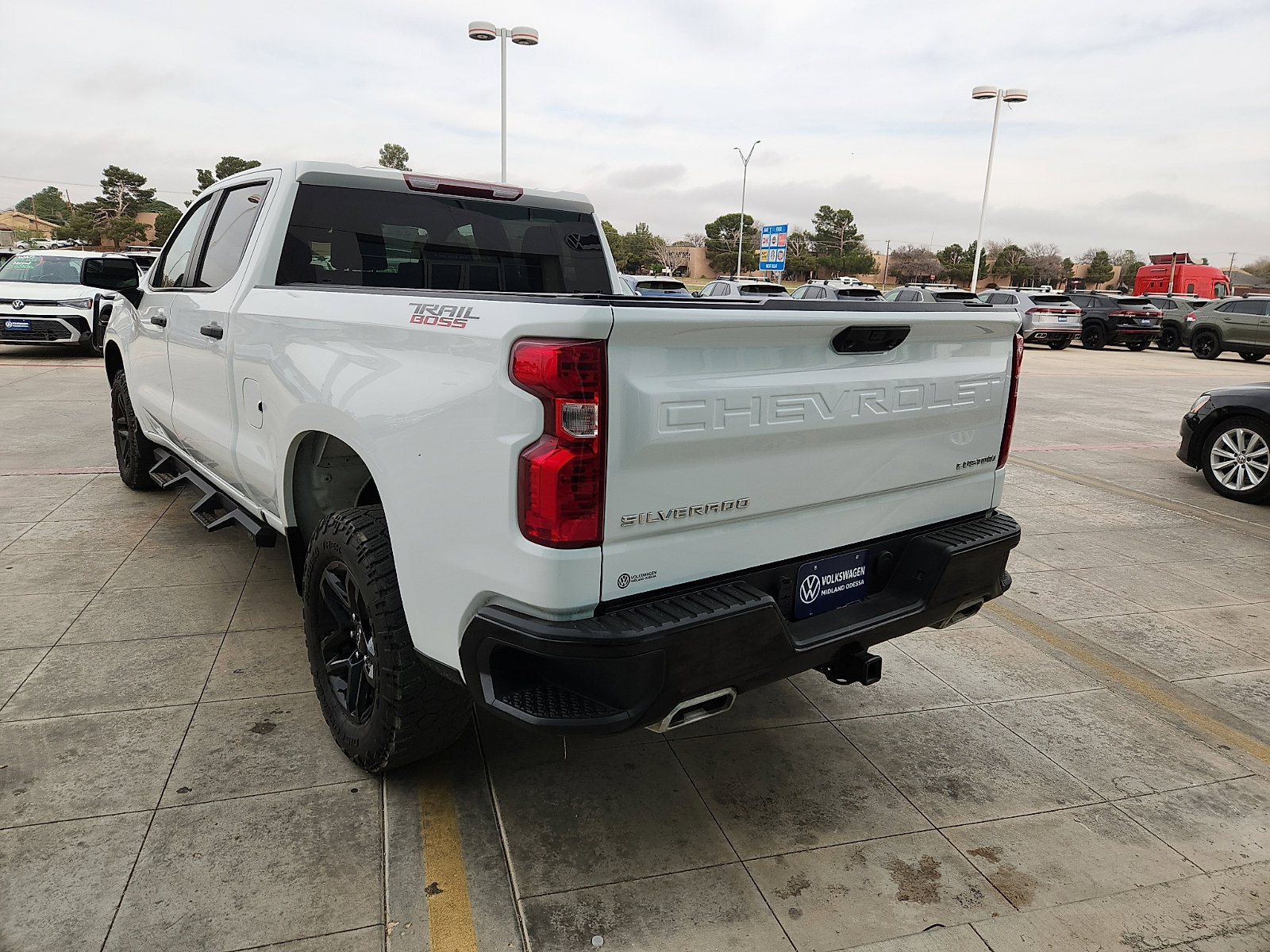 Used 2023 Chevrolet Silverado 1500 Custom Trail Boss image 5