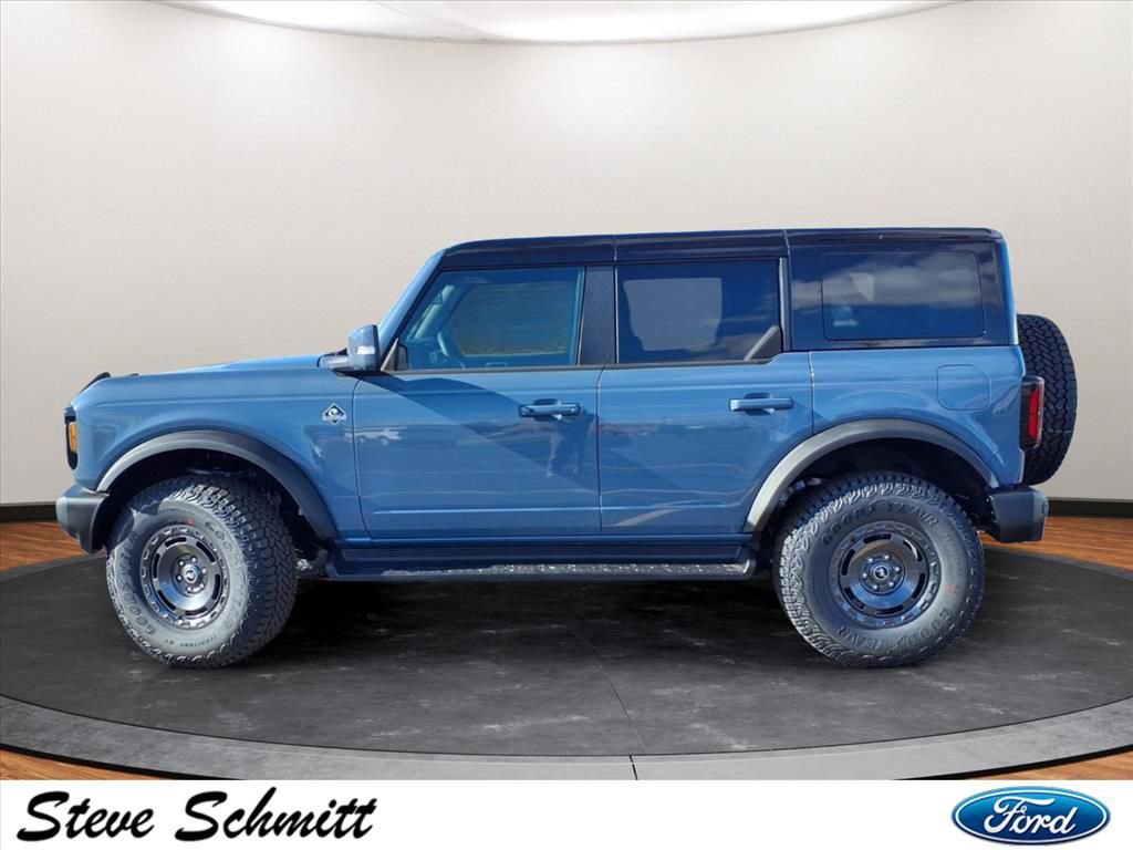 New 2025 Ford Bronco Outer Banks w/ Sasquatch Package image 2
