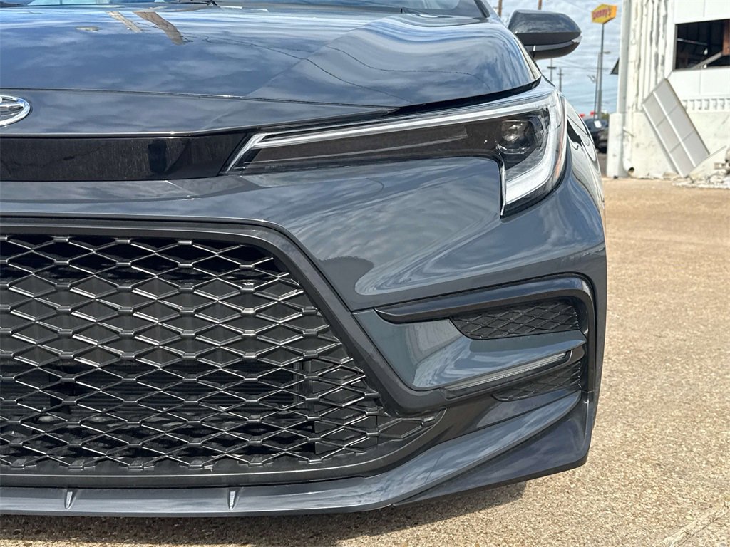 Used 2025 Toyota Corolla SE image 7