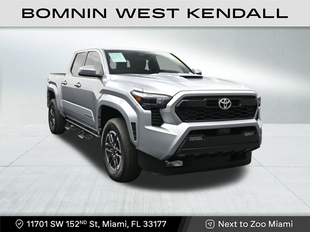 Used 2024 Toyota Tacoma TRD Sport image 7