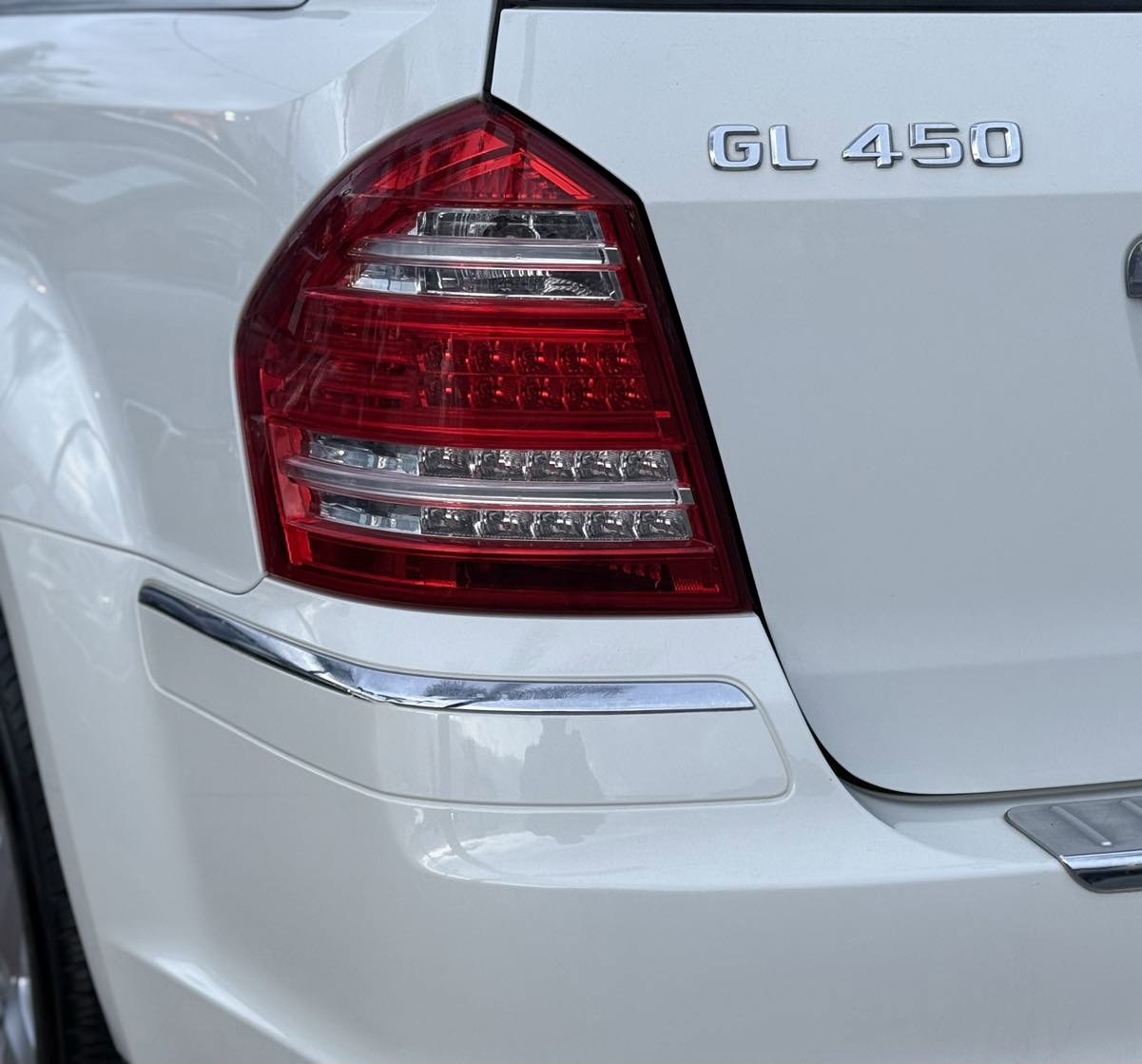 Used 2010 Mercedes-Benz GL 450 4MATIC image 13