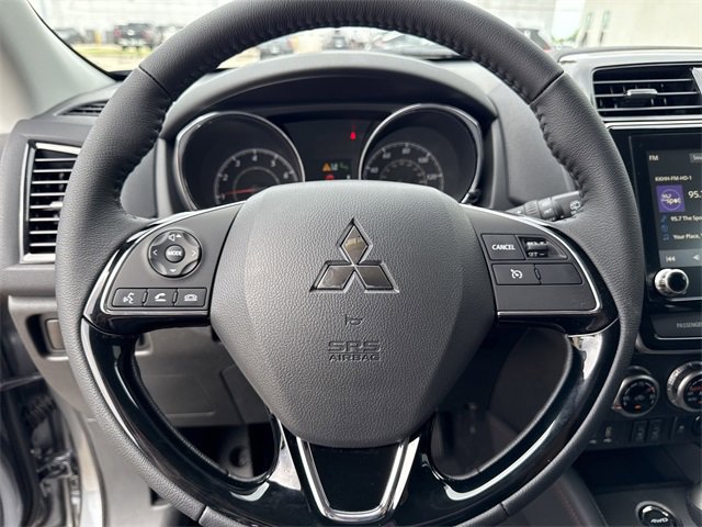 New 2025 Mitsubishi Outlander Sport SE image 13