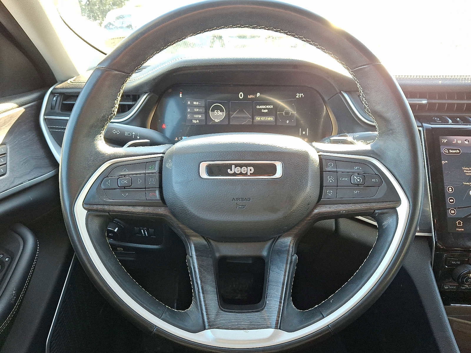 Used 2022 Jeep Grand Cherokee L Limited image 19