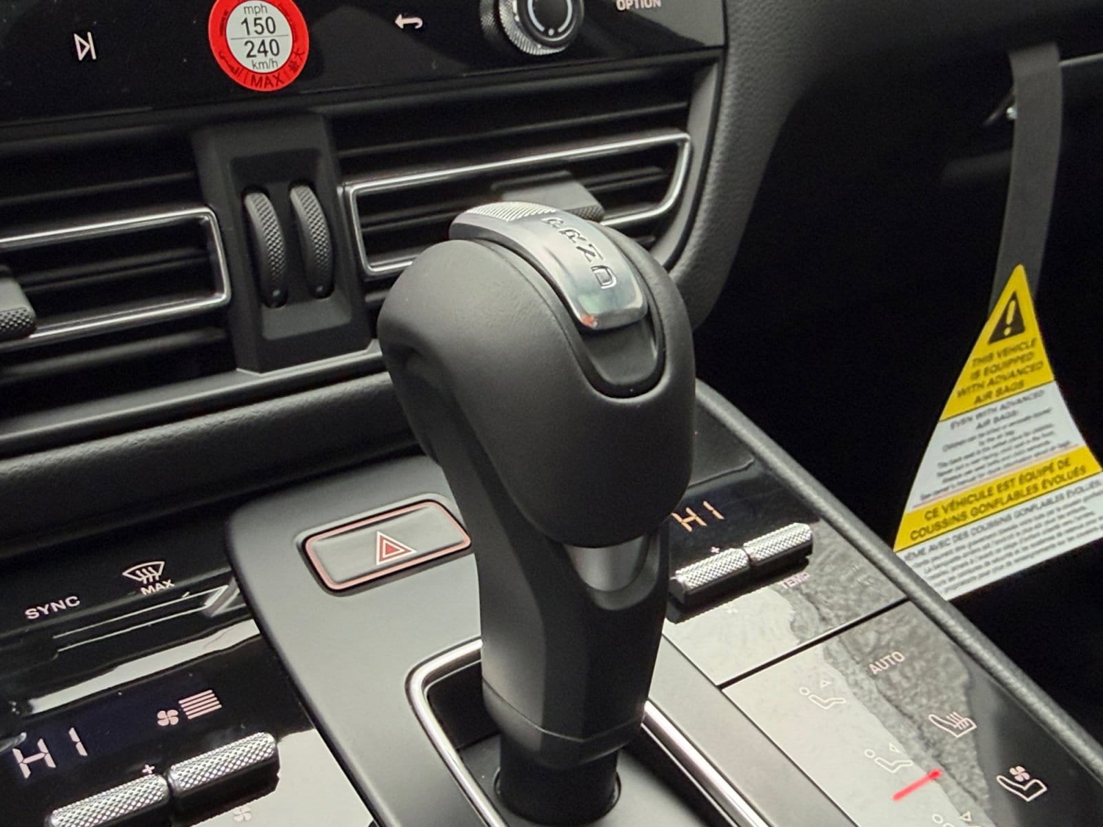 New 2026 Porsche Macan image 30