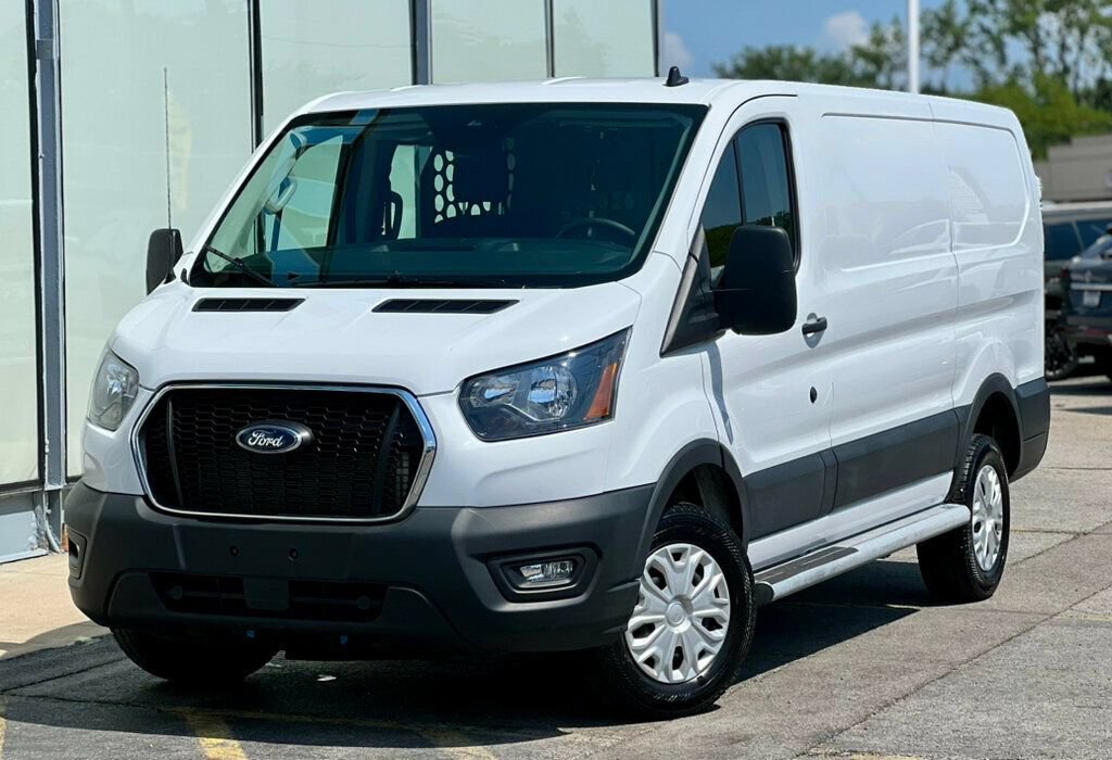 Used 2025 Ford Transit 250 Low Roof w/ Exterior Upgrade Package RWD image 24