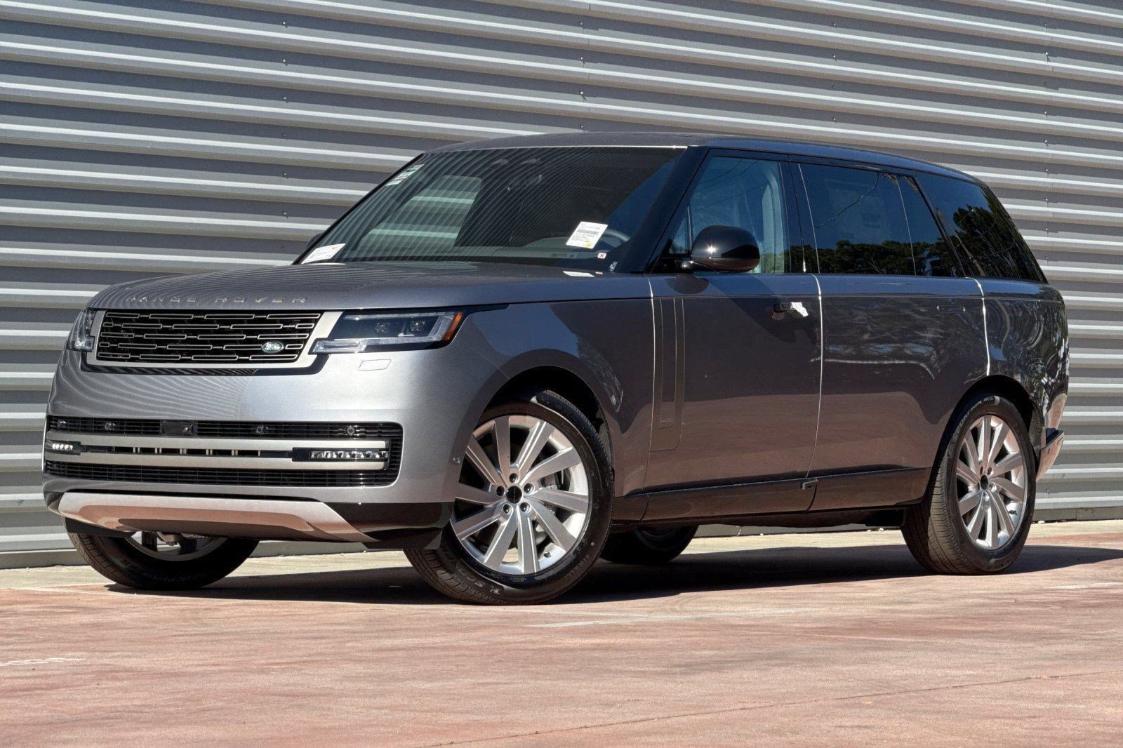 New 2026 Land Rover Range Rover Long Wheelbase SE