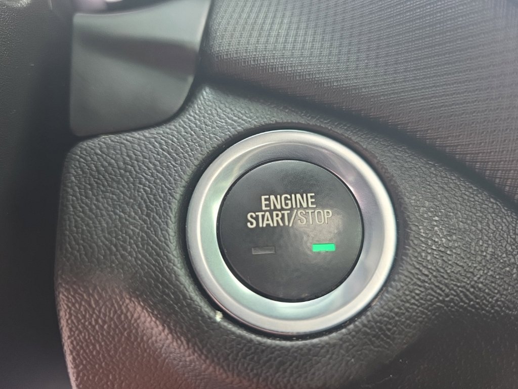 Used 2024 Chevrolet Equinox RS FWD image 23