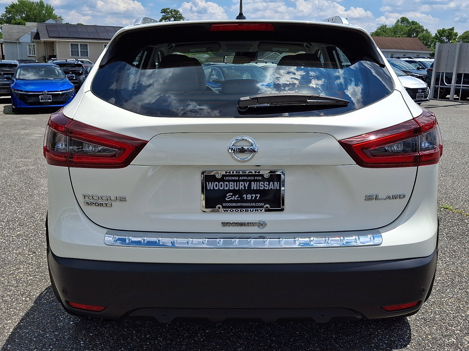 Certified 2022 Nissan Rogue Sport SL AWD/4WD image 5