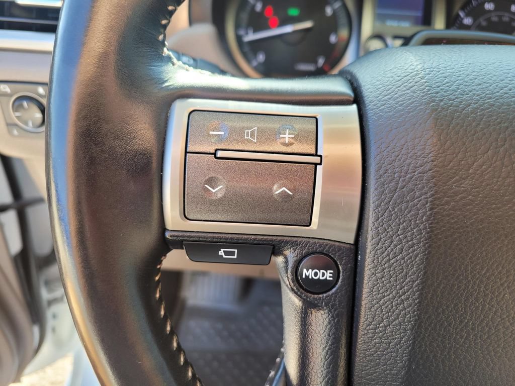 Used 2019 Lexus GX 460 Luxury AWD/4WD image 32