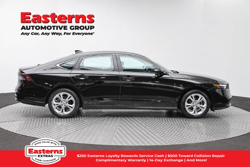 Used 2025 Honda Accord LX image 5