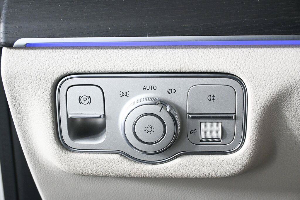 Certified 2024 Mercedes-Benz GLS 450 4MATIC image 9