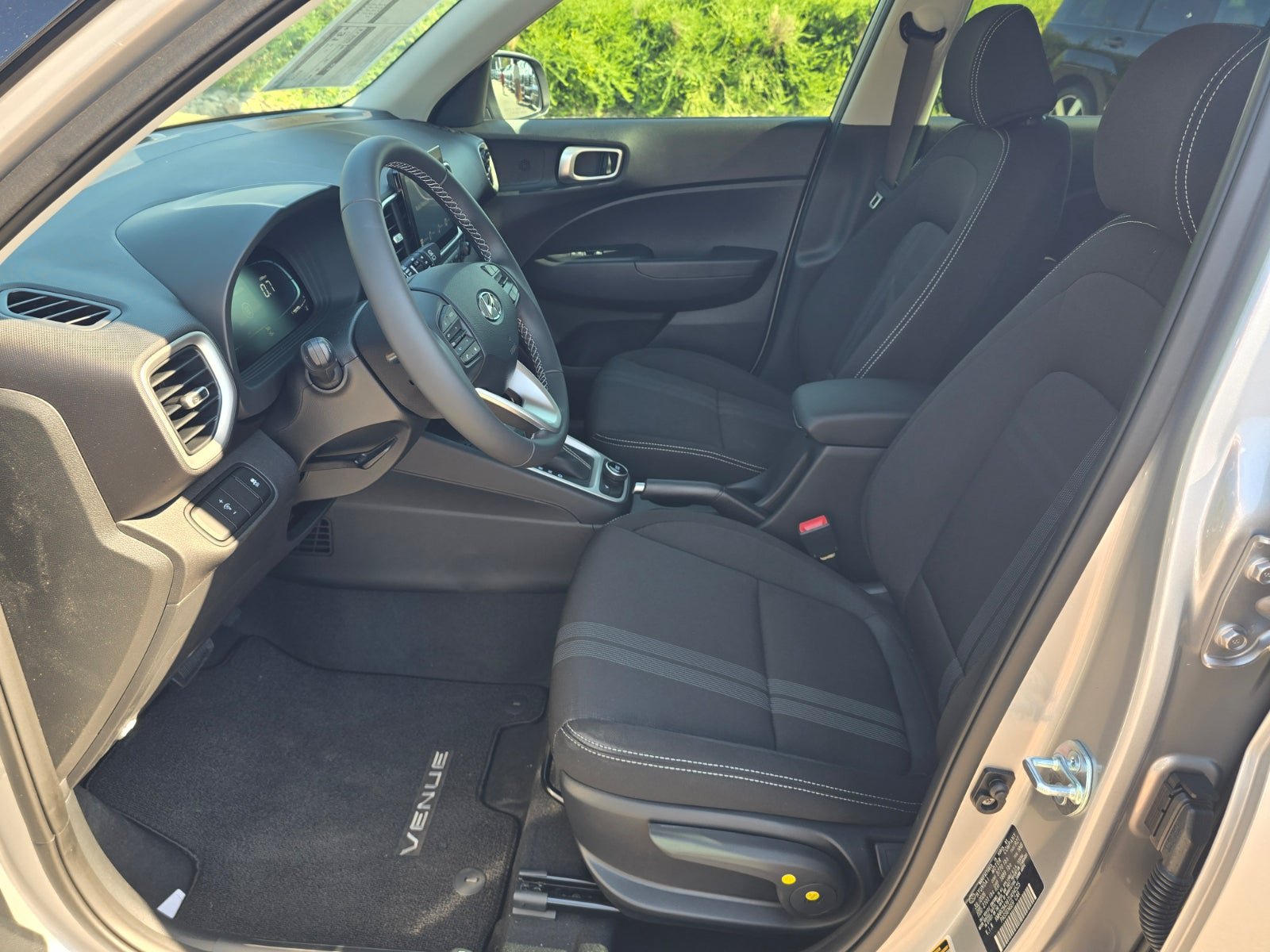 New 2026 Hyundai Venue SEL FWD image 11