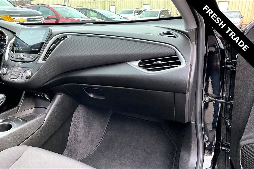 Used 2024 Chevrolet Malibu RS image 25