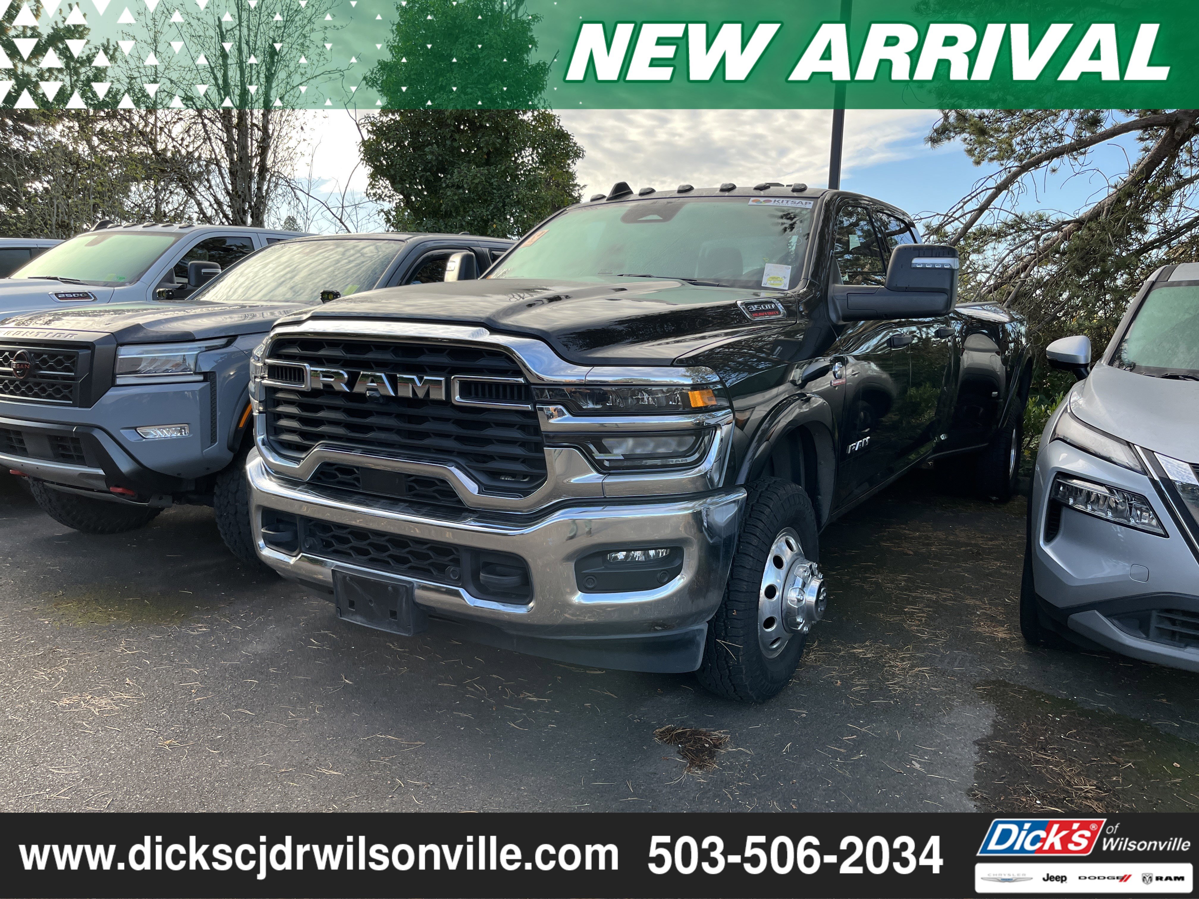 Used 2025 RAM 3500 Big Horn AWD/4WD image 1