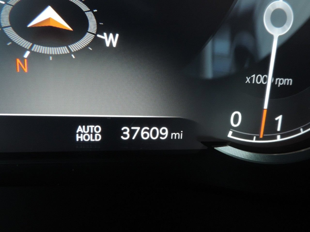 Used 2022 Genesis G70 3.3T RWD image 31