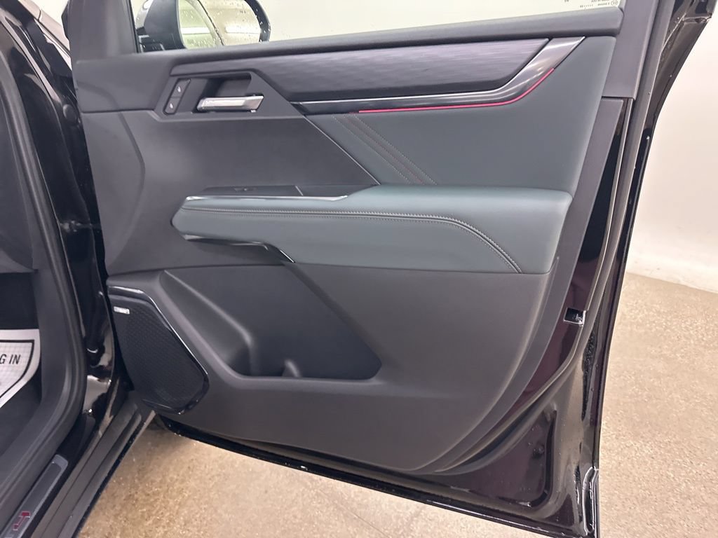 New 2026 GMC Acadia AT4 w/ Luxury Package AWD/4WD image 17