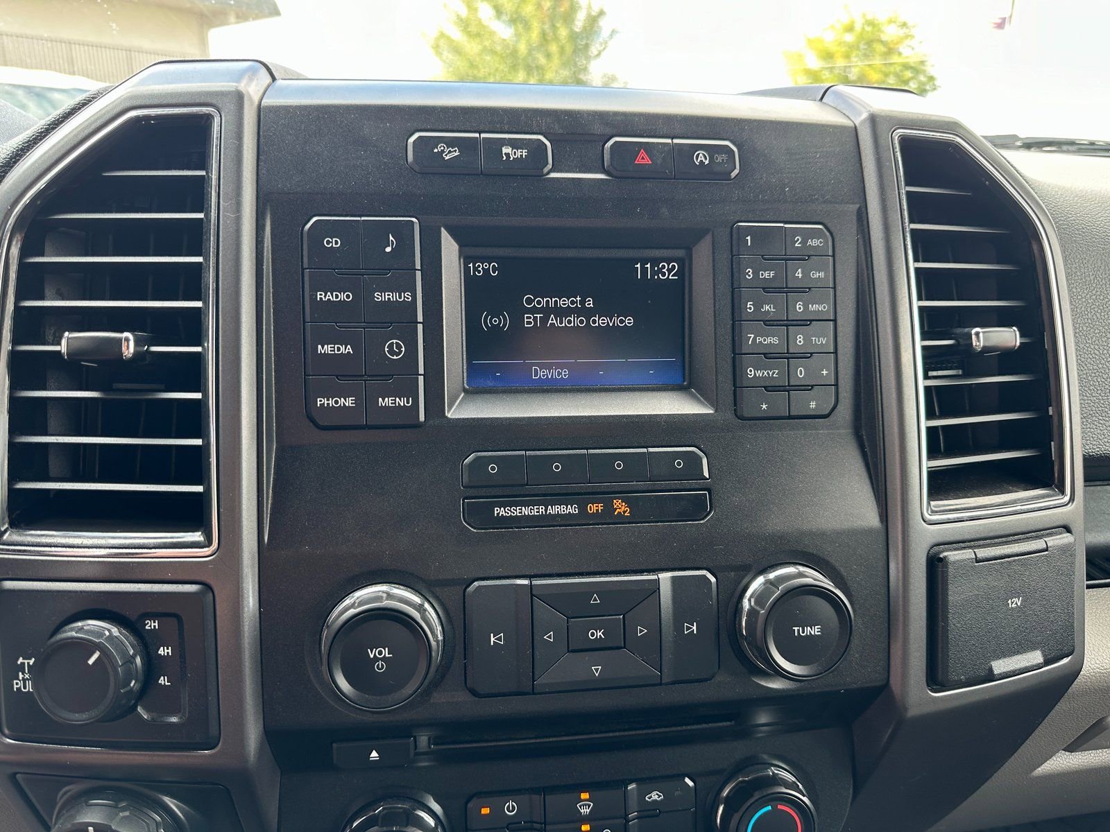 Used 2017 Ford F150 XLT w/ Trailer Tow Package image 23