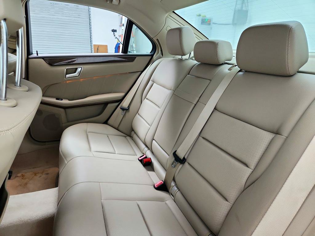 Used 2013 Mercedes-Benz E 350 Sedan image 23