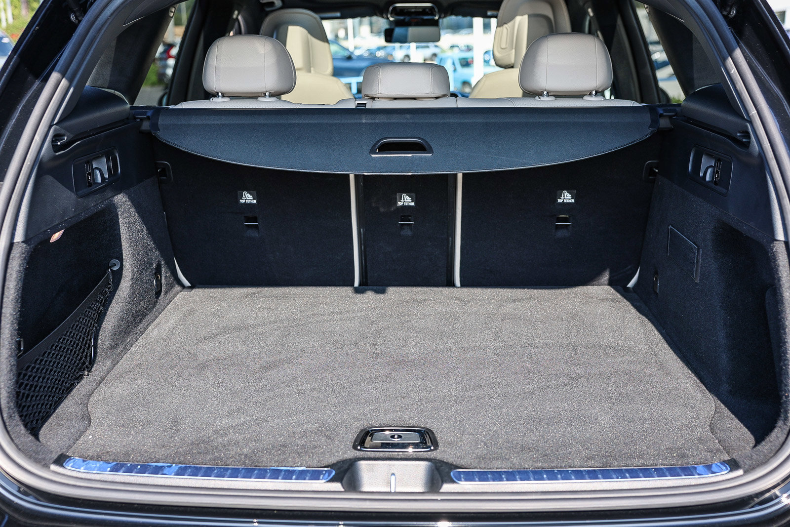 Used 2024 Mercedes-Benz GLC 300 4MATIC image 27