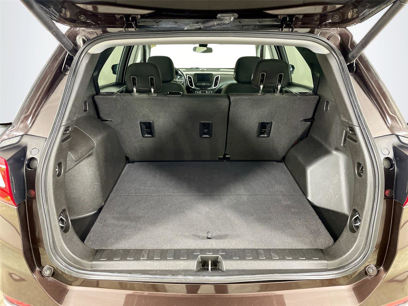 Used 2020 Chevrolet Equinox LT image 25