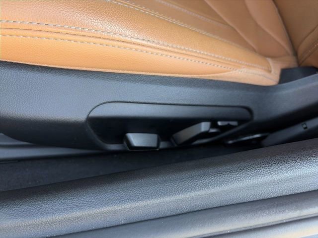 Used 2023 BMW Z4 sDrive30i w/ Premium Package image 16