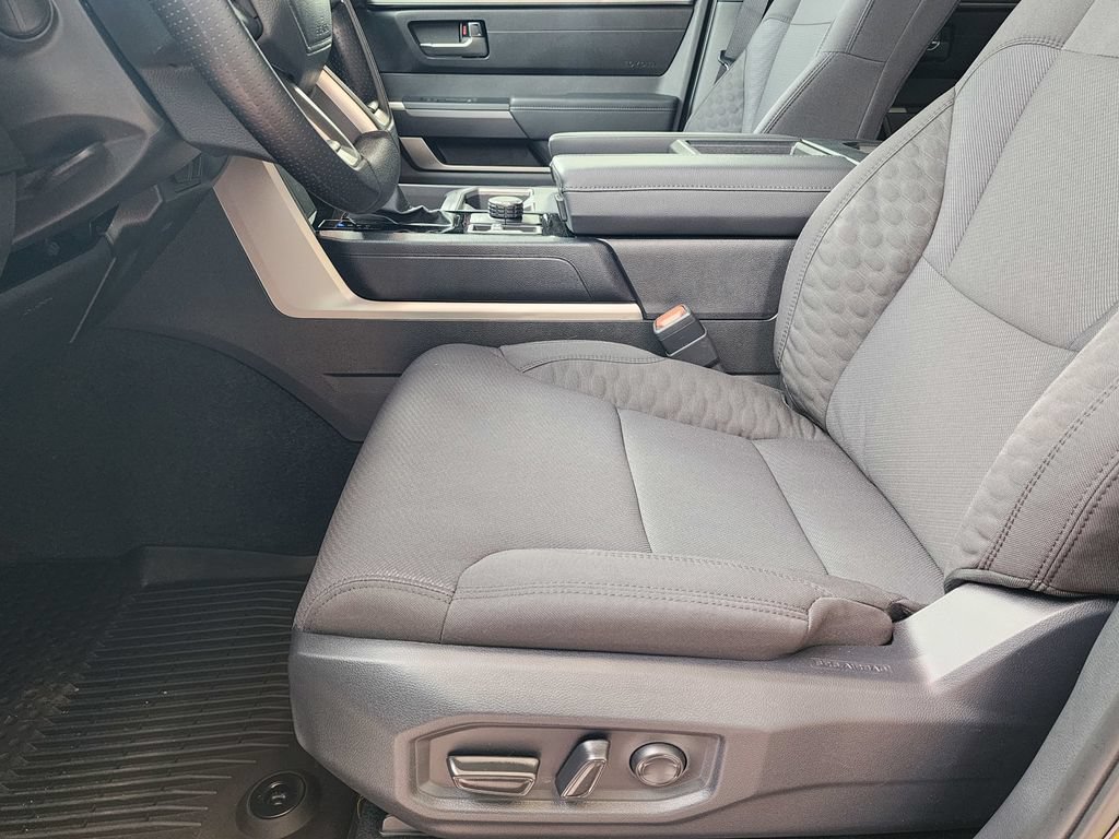 New 2026 Toyota Tundra SR5 AWD/4WD image 12