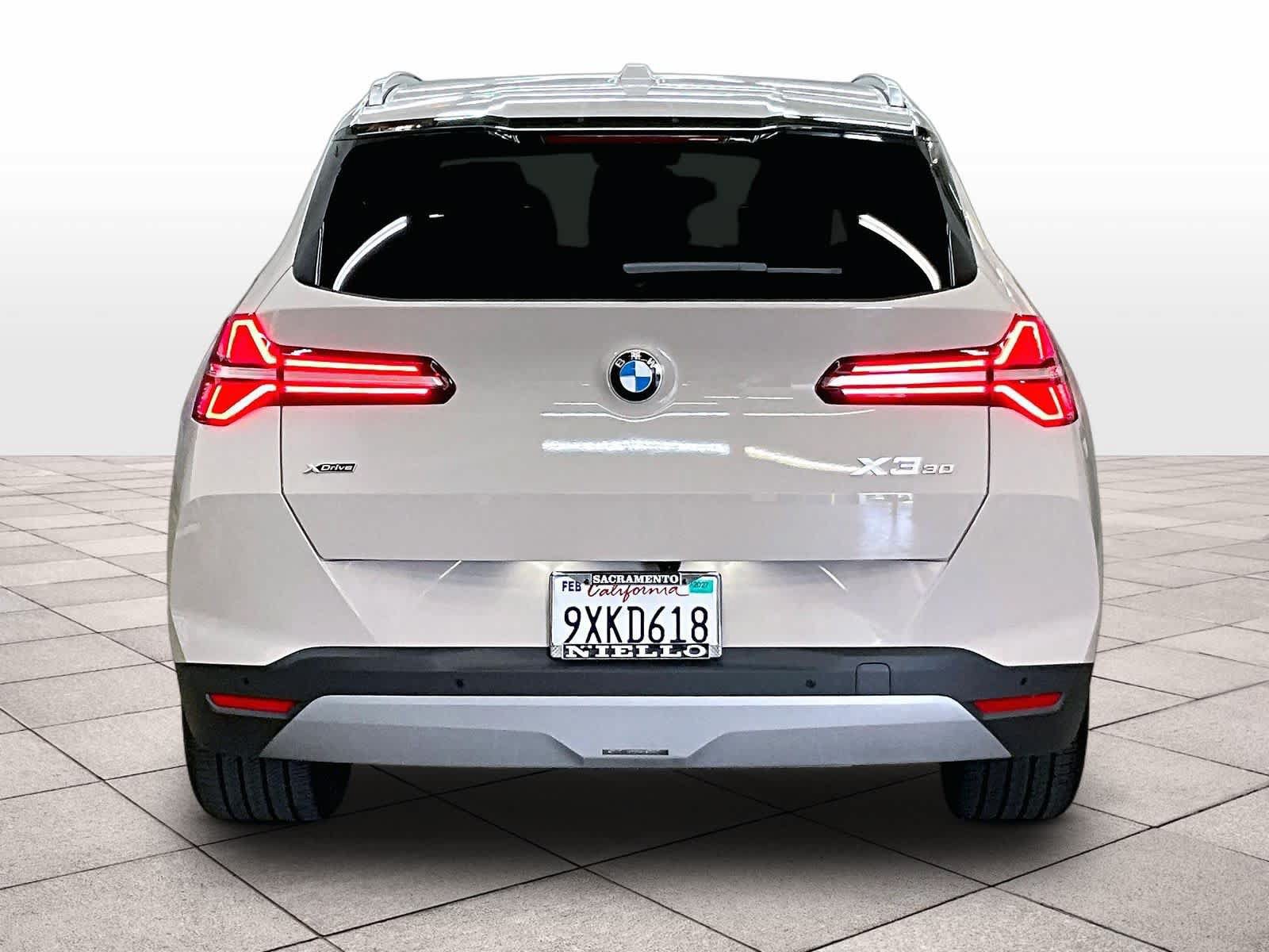 Used 2026 BMW X3 xDrive30i w/ Premium Package AWD/4WD image 7