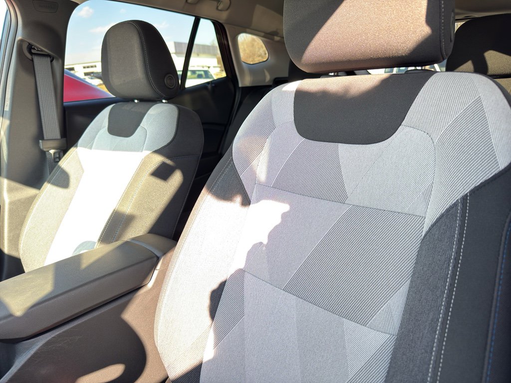 Used 2024 Chevrolet Trax LS image 8