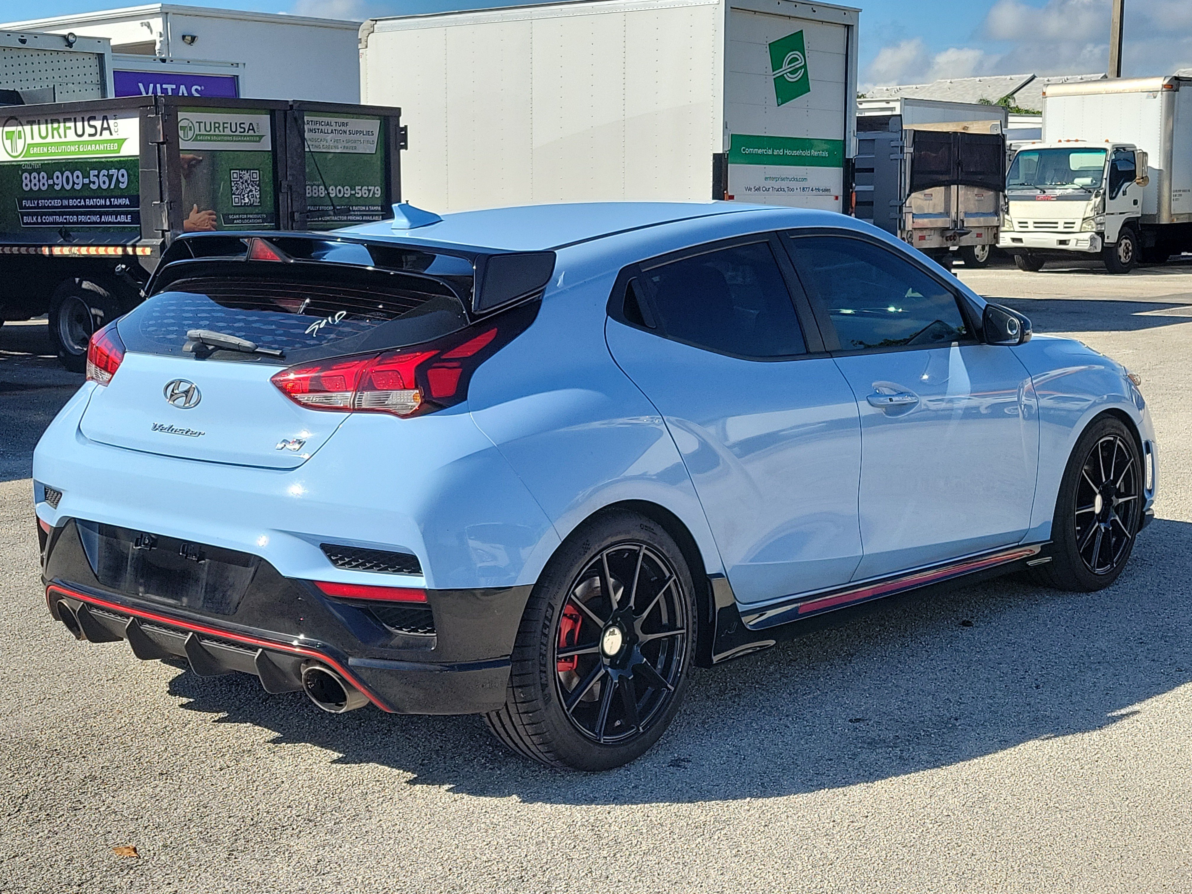 Used 2020 Hyundai Veloster N w/ Performance Package FWD image 5