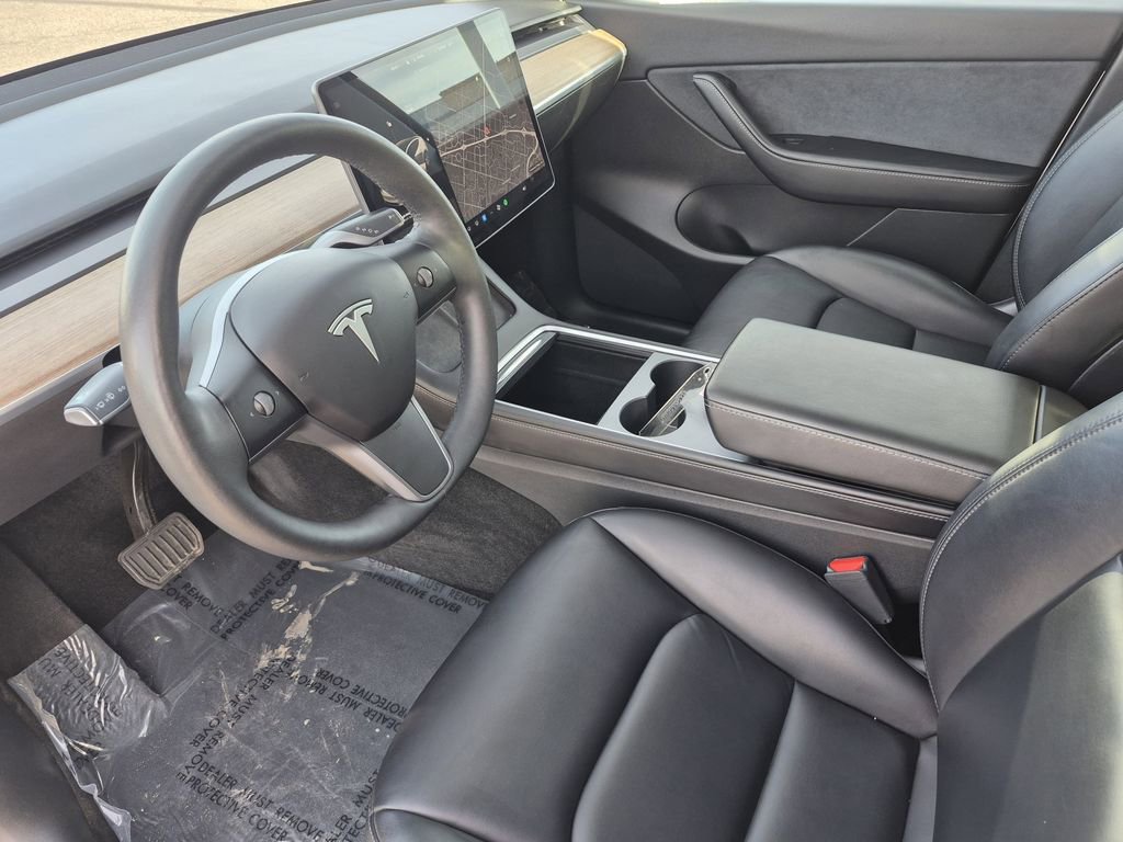 Used 2021 Tesla Model Y Long Range image 10