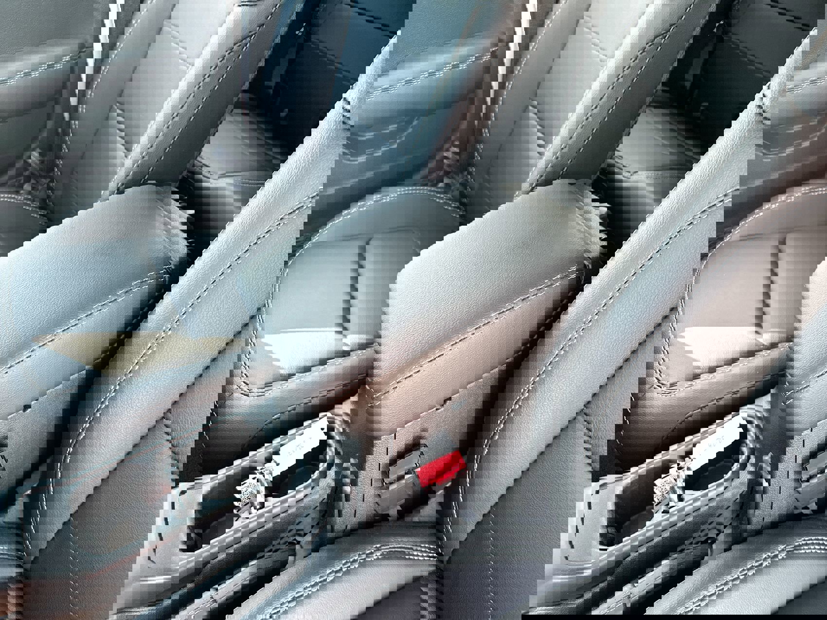 New 2023 Jeep Wrangler Sahara w/ Cold Weather Group image 21