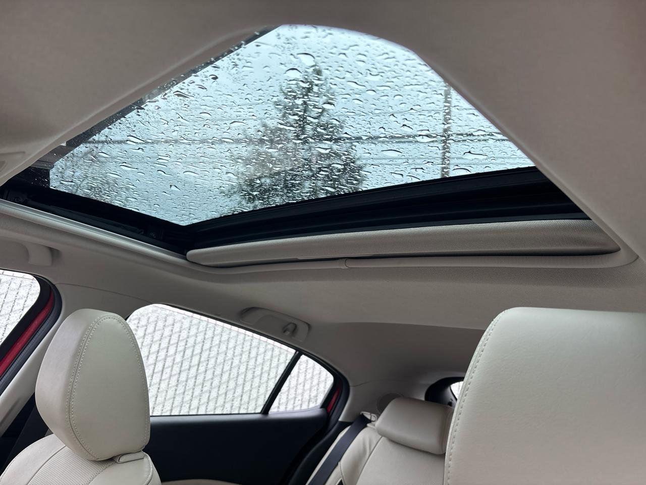 Used 2014 MAZDA MAZDA3 s Grand Touring image 6