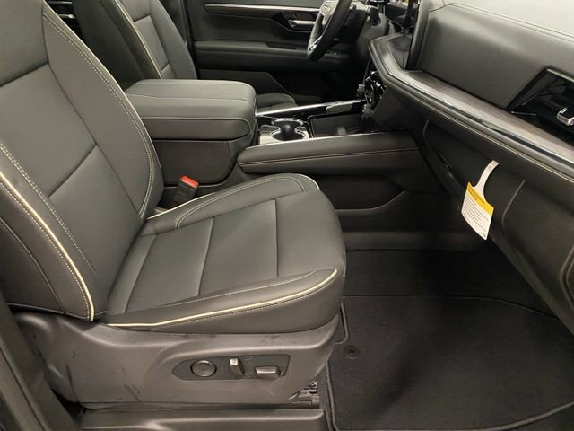 New 2026 Chevrolet Suburban Premier image 19