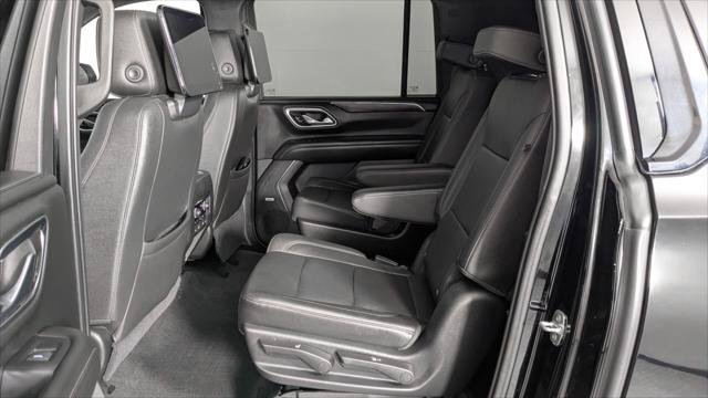 Used 2021 Chevrolet Suburban Z71 w/ Z71 Signature Package AWD/4WD image 18