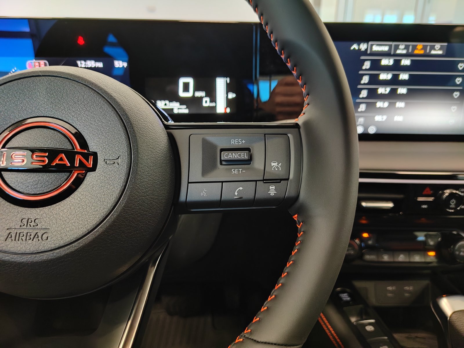 New 2027 Nissan Kicks SV AWD/4WD image 18