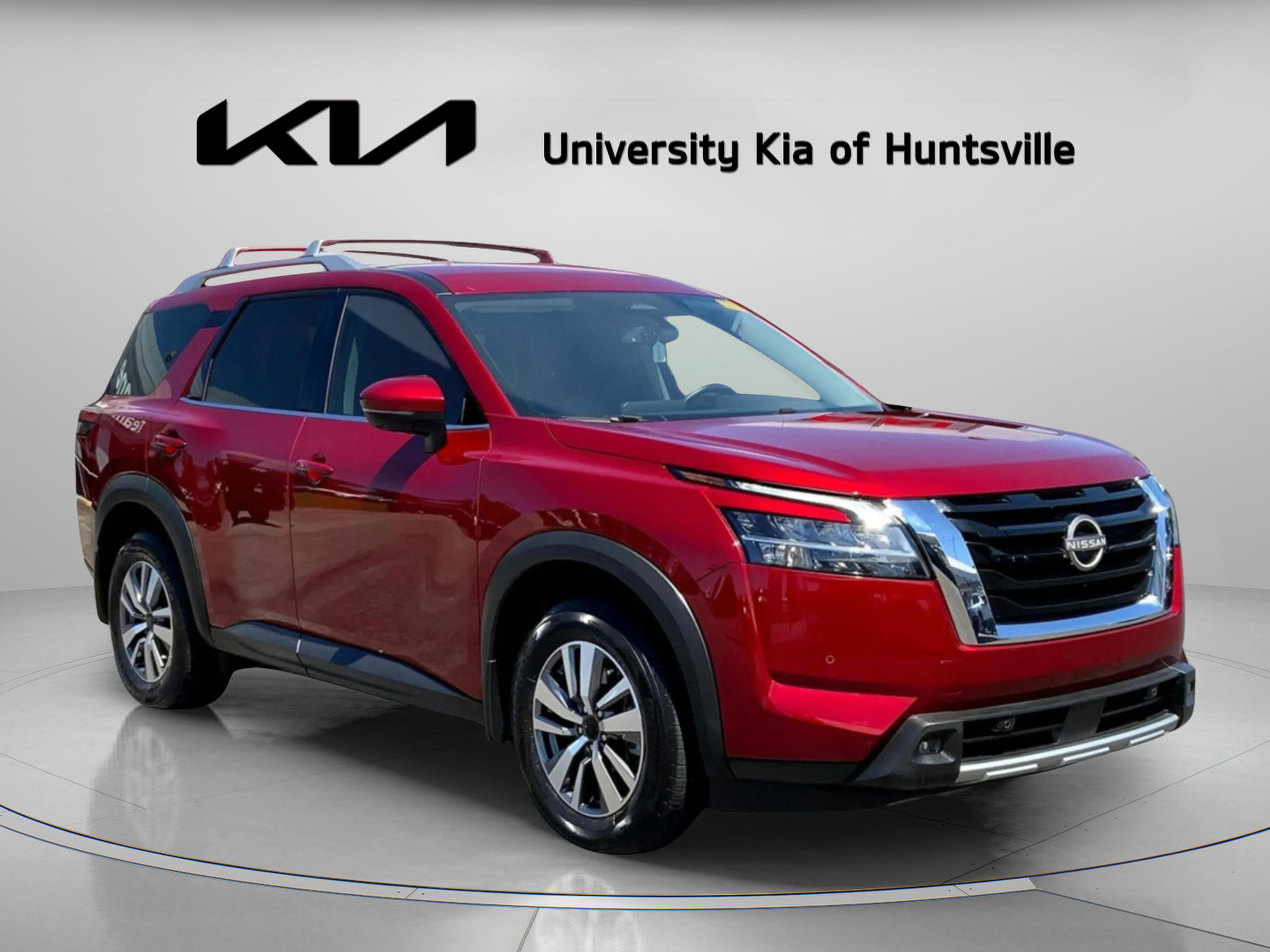 Used 2023 Nissan Pathfinder SL